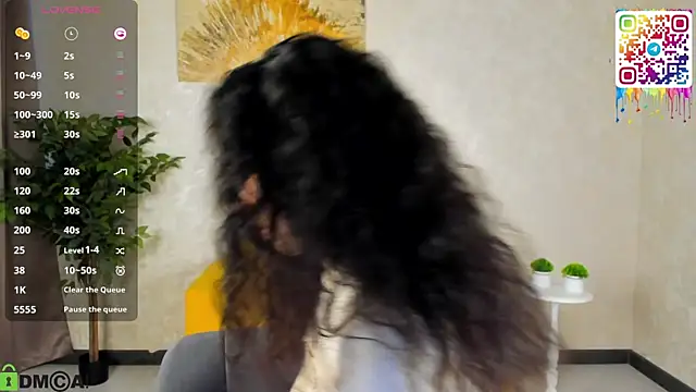 FlirtyAura Live XXX-chat