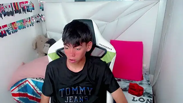 Вебкам-шоу Liarr_