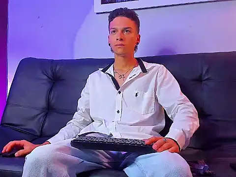 Noahh_Sky: вебкам-шоу