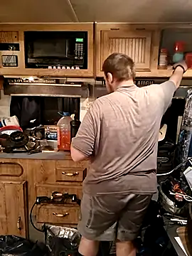 Pokazy przed kamerką – sexaddict_2424