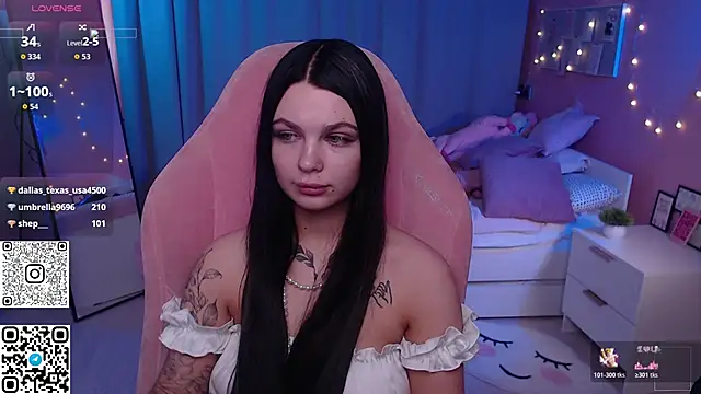 Michela_Fruet: онлайн-секс-чат