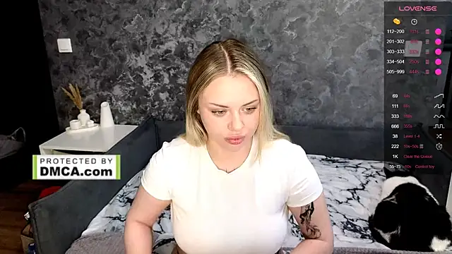 StasyLuckeのウェブカメラショー