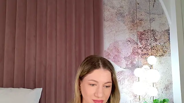 AriaHeart Webcam show