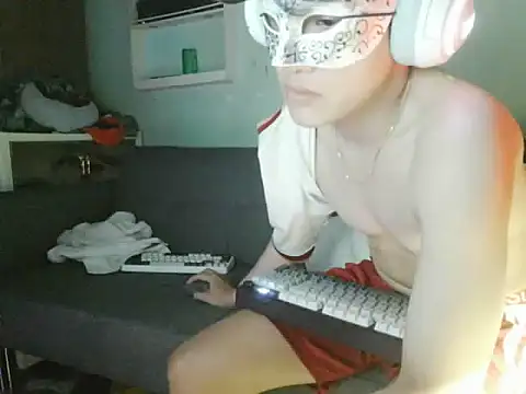 boyhigh1997 élő XXX-chatje