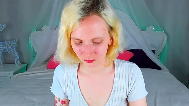 XXX chat uživo modela LikiLips