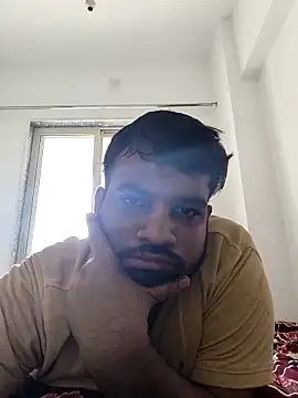 vinay_smalldick Show in webcam