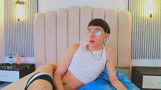 lian_cameron 在線直播表演