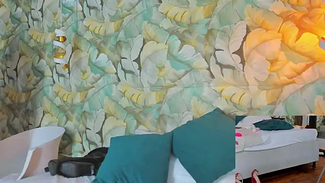 Show modela Madame_Angelic_1 na web-kameri