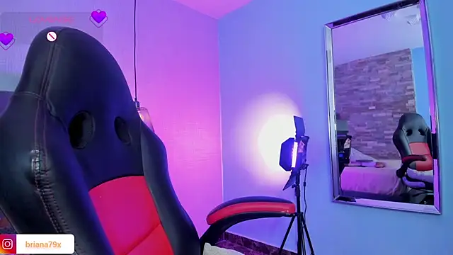 Czat XXX na żywo – BRIANA_Z