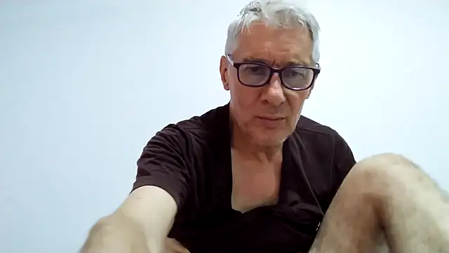 Živý XXX chat BIGUNCUTHARDCOCK