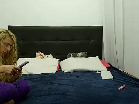 july_fucha Webcam show