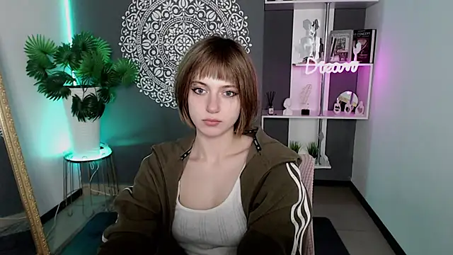 EchoScribe Adlı Modelin Canlı XXX Sohbeti