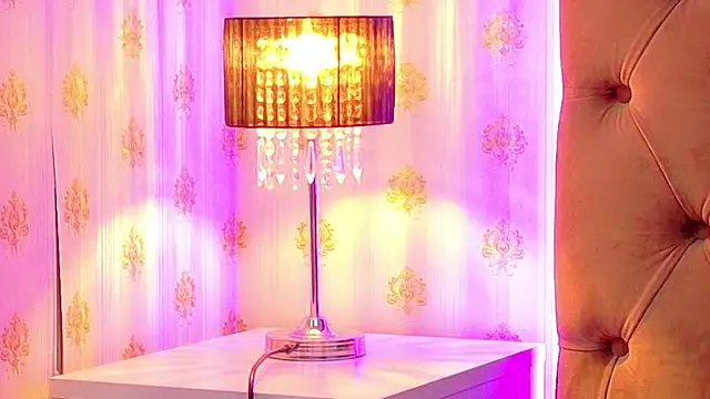 Chat +18 de CoraVex ao vivo