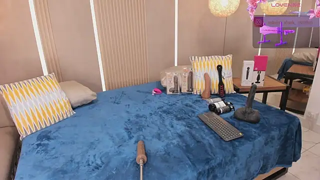 sabrina_shark_ webkamerás műsora