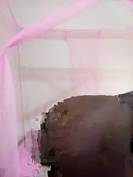 EmmaMiaa's Live XXX Chat