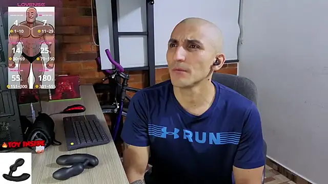 Marck_Muscle লাইভ XXX চ্যাট