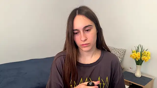 AliceKolltt Live XXX-Chat