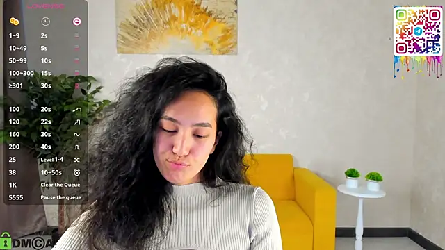 FlirtyAura Live XXX-Chat