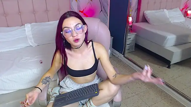 Red_kytty6 élő XXX-chatje