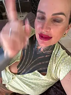 Chat XXX en directo de KathaleaNoir