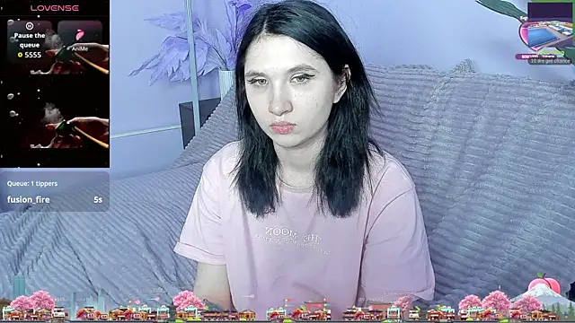 Kitty_Blondie Chat XXX in diretta