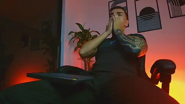 ALPHA_DOMINUS_ Webcam-Show