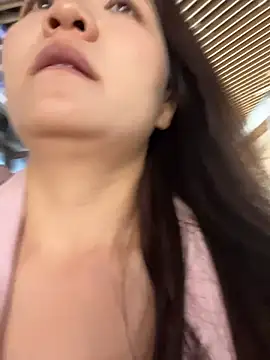 xiaochengzi505 在線直播表演