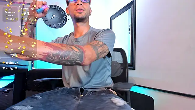 XXX chat uživo modela DrakeNeumann