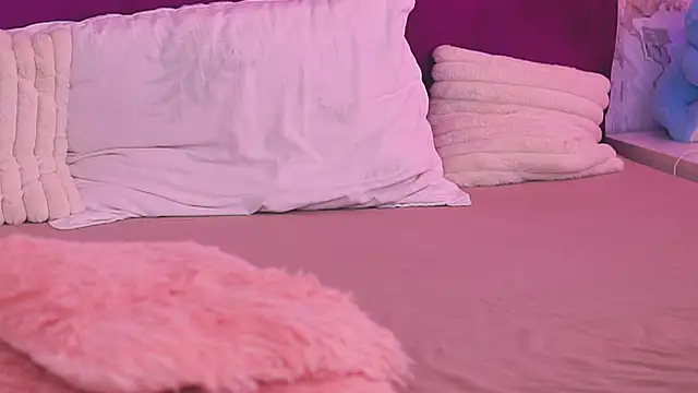 EllinaNuria Adlı Modelin Web Kamerası Şovu