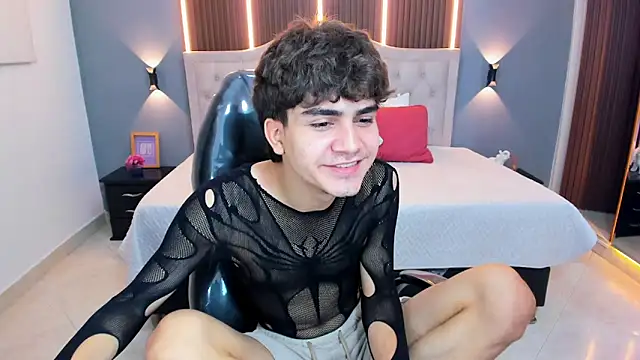 Tommy18__ Chat XXX live