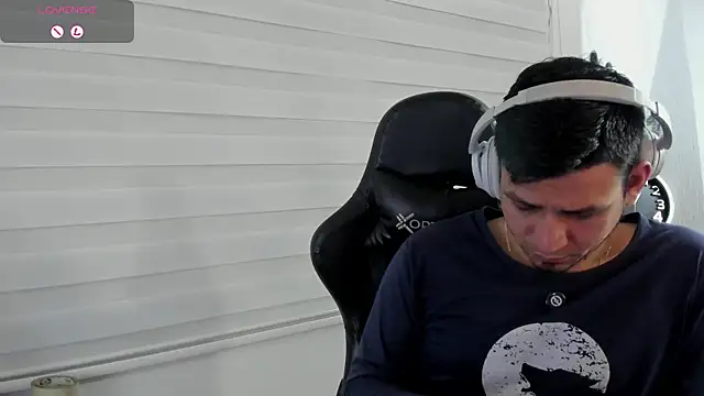 Rick_Adams Pertunjukan Webcam