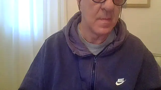 ANONIMO7735 webkamerás műsora