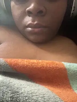 Dcupcakes Show in webcam