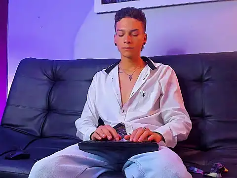 โชว์เว็บแคมของ Noahh_Sky