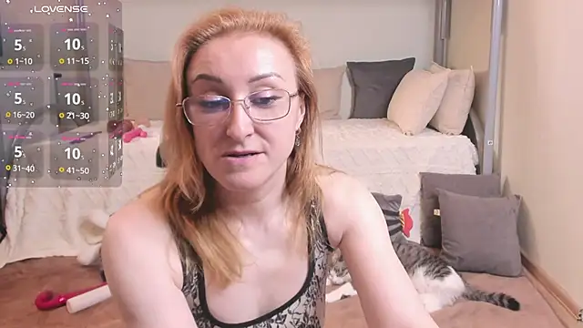 Chat +18 de MadissonKiss ao vivo