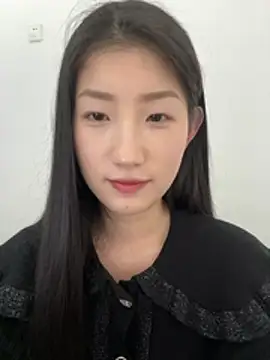 Chat XXX en directo de Mina_ovo