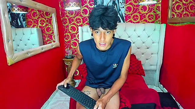 straightyoungpein Live XXX-chat