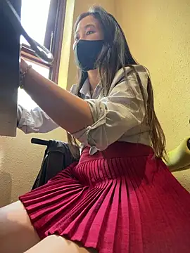 Tina_995's Webcam Show