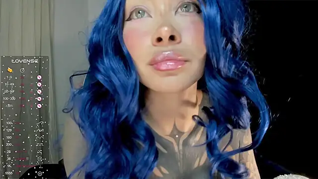 AlinaLukyanova élő XXX-chatje