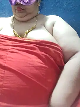 tamilthanushri's Live XXX Chat