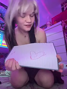 Cutiepiespanks' Webcam Show