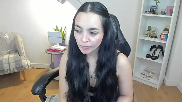 _BellaEvans_ 即時 XXX 聊天