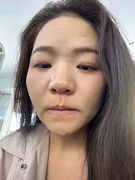 xiaochengzi505 即時 XXX 聊天