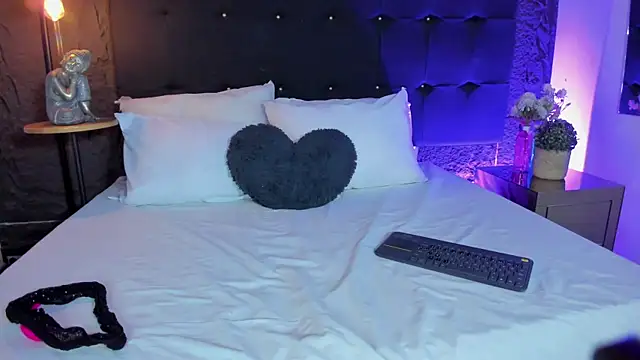 Chat +18 de Rose_Blossom ao vivo