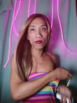 PeachyLuxe Show Webcam