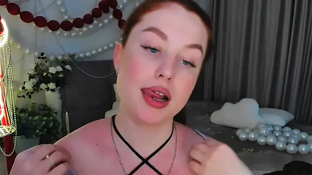 AirySilhouette: онлайн-секс-чат