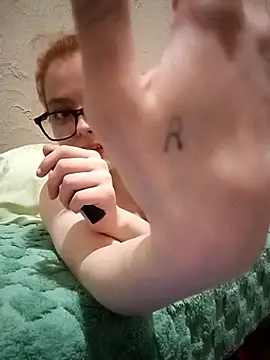 Show webcam de lolarae_xx