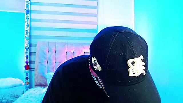 Онлайн чат XXX _justinmoon2