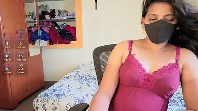 Chat XXX en directo de Hot_Laila_tamil