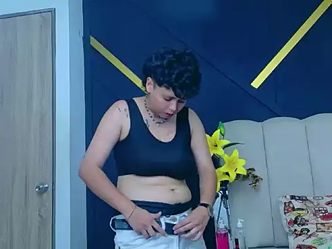 Chat +18 de NikiEvanz ao vivo